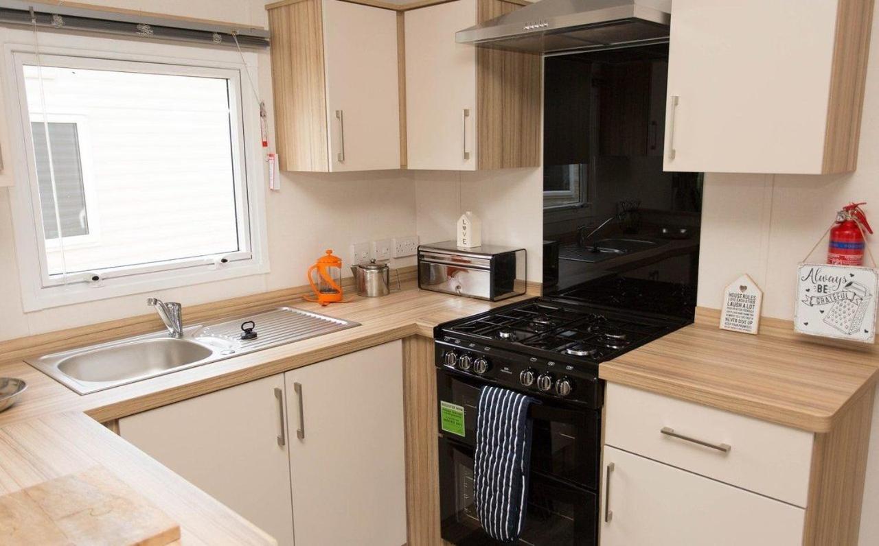 Whitecliff Bay Holiday Park Bembridge Exteriér fotografie